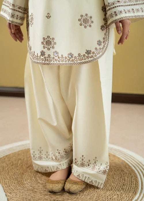 Lawn-2PC Embroidered Suit-5333