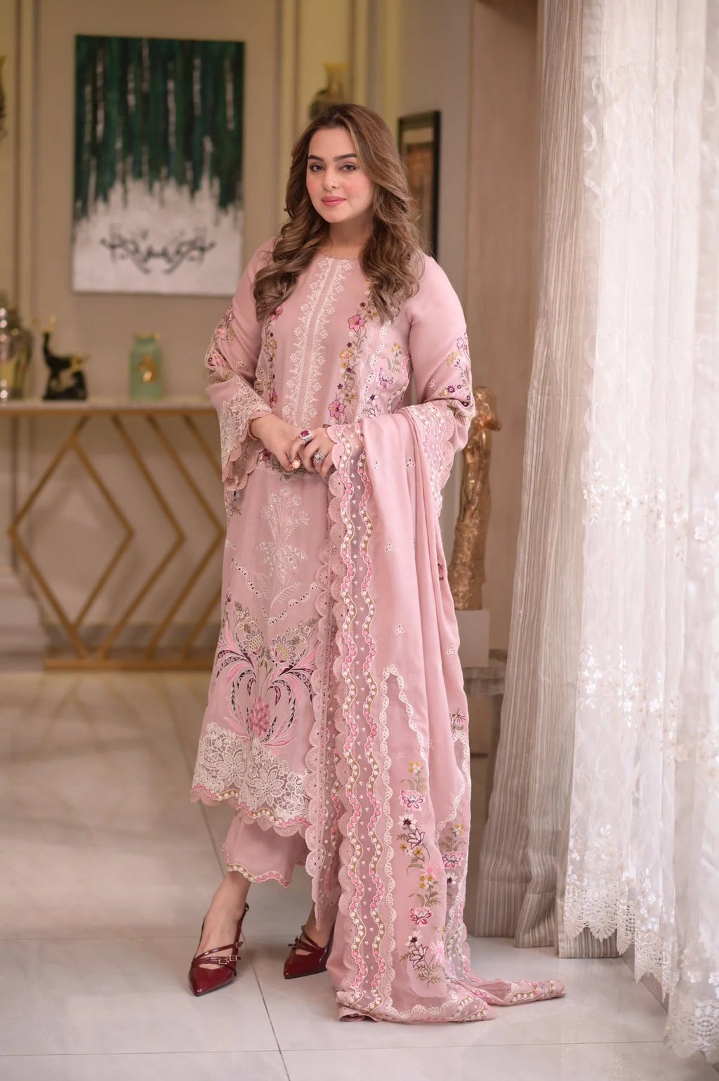 Luxury Fine Quality Premium Lawn 3pc