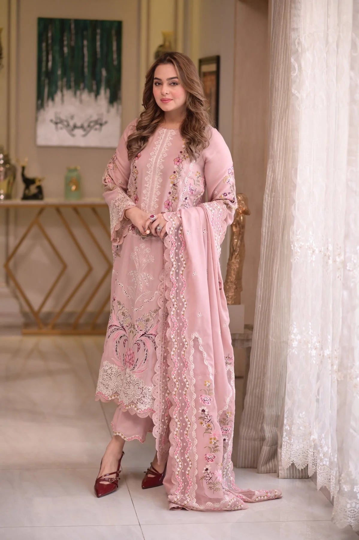 Luxury Fine Quality Premium Lawn 3pc